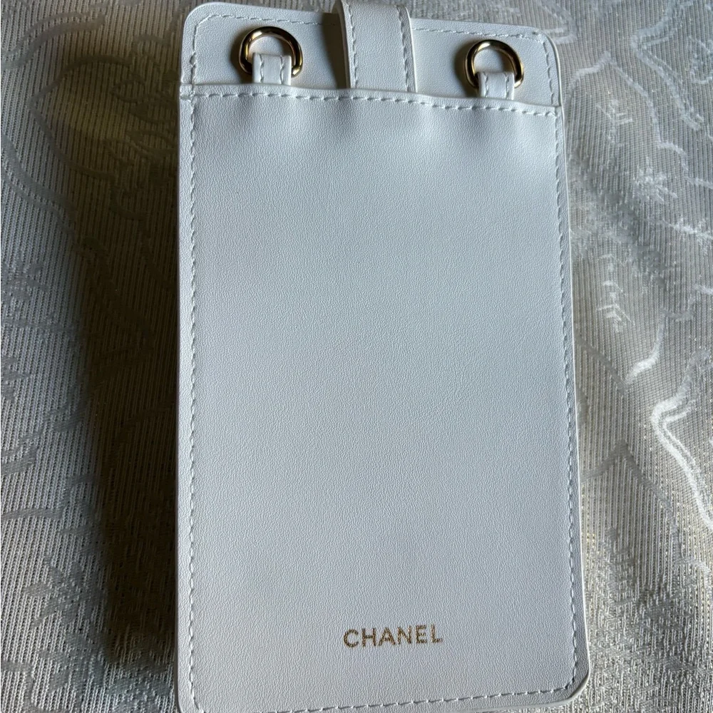 CHANEL COCO CRUSH White Phone Sleeve